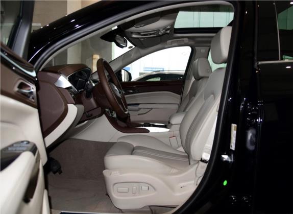 凯迪拉克SRX 2015款 3.6L 旗舰型 车厢座椅   前排空间