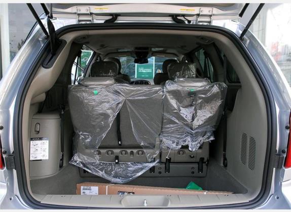 大捷龙 2007款 3.3L 商务版 车厢座椅   后备厢