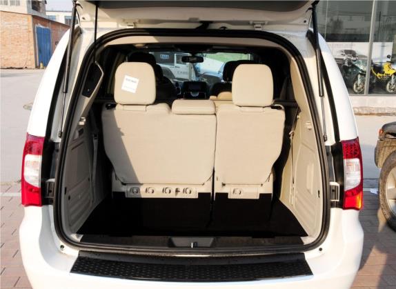 大捷龙(进口) 2013款 3.6L 豪华版 车厢座椅   后备厢