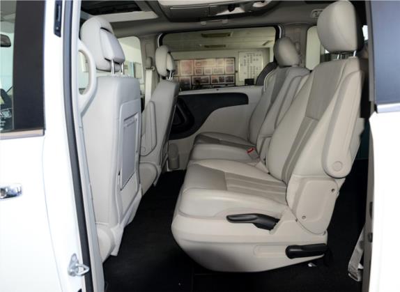 大捷龙(进口) 2014款 3.6L 舒适版 车厢座椅   后排空间