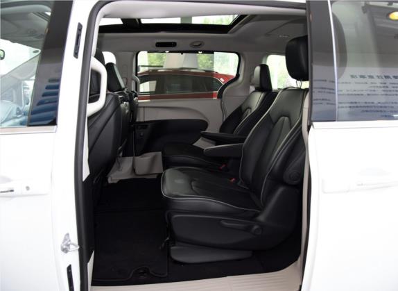 大捷龙(进口) 2017款 3.6L 尊享版 车厢座椅   后排空间