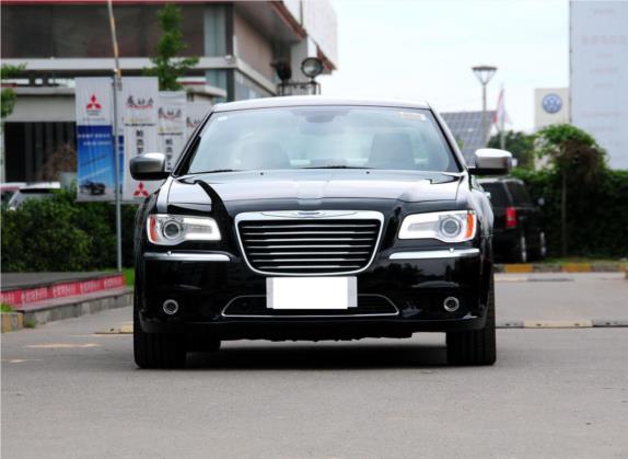 克莱斯勒300C(进口) 2012款 3.6L 豪华版 外观   正前