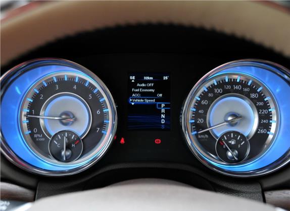 克莱斯勒300C(进口) 2012款 3.6L 豪华版 中控类   仪表盘