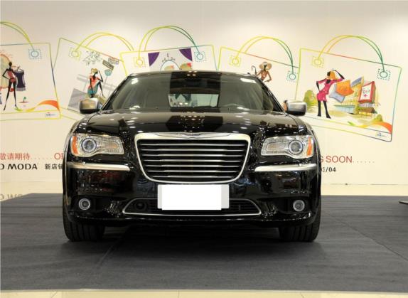 克莱斯勒300C(进口) 2013款 3.6L 尊享版 外观   正前