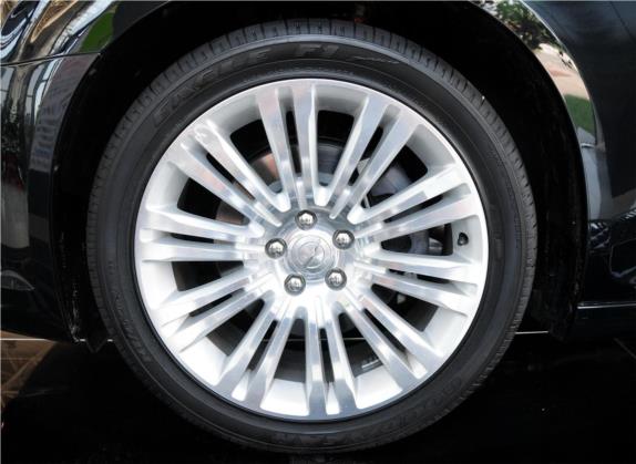 克莱斯勒300C(进口) 2013款 3.6L 尊适版 其他细节类   前轮