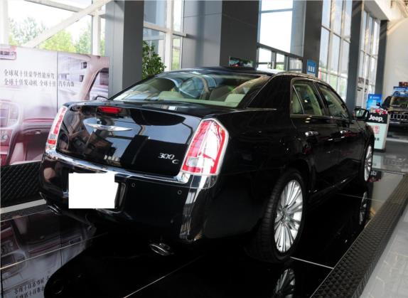 克莱斯勒300C(进口) 2013款 3.6L 尊适版 外观   斜后