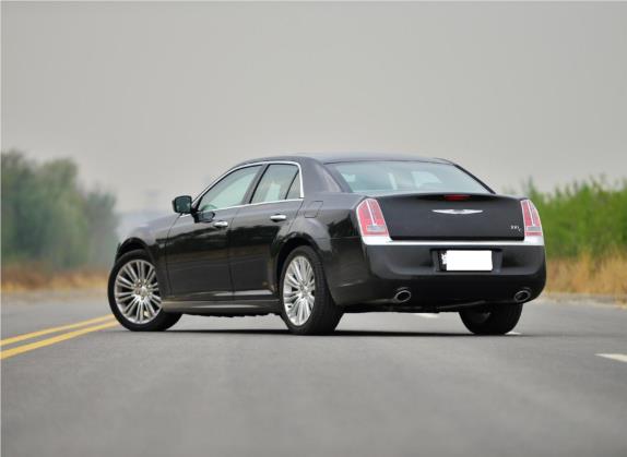 克莱斯勒300C(进口) 2014款 3.0L 卓越版 外观   斜后