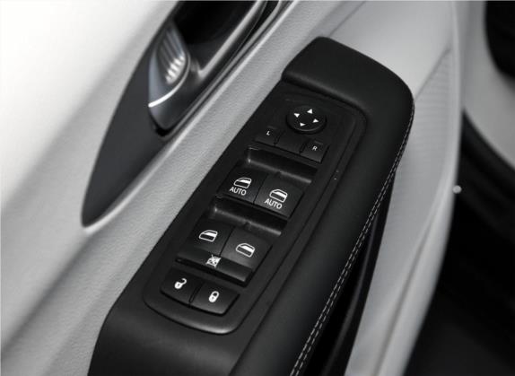 大捷龙PHEV(进口) 2018款 3.6L 插电混动版 车厢座椅   门窗控制