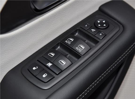 大捷龙PHEV(进口) 2019款 3.6L 插电混动版 车厢座椅   门窗控制