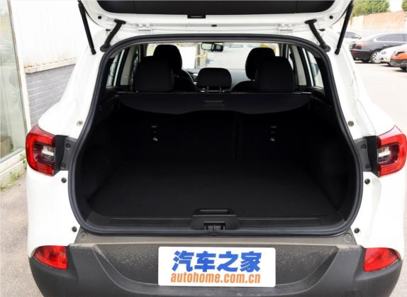 科雷嘉 2016款 2.0L 两驱舒适版 车厢座椅   后备厢