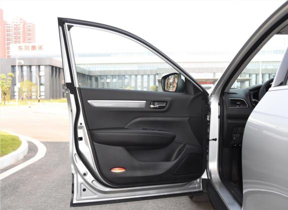 科雷傲 2017款 2.0L 两驱豪华版 车厢座椅   前门板