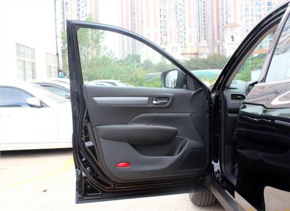 科雷傲 2017款 2.0L 两驱舒适版 车厢座椅   前门板