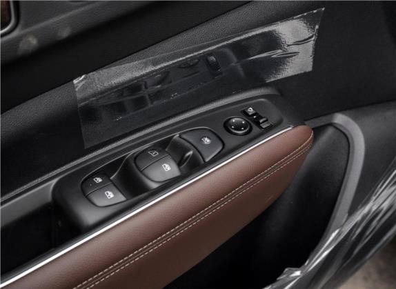 科雷傲 2019款 SCe230 四驱探享智尊版 国VI 车厢座椅   门窗控制