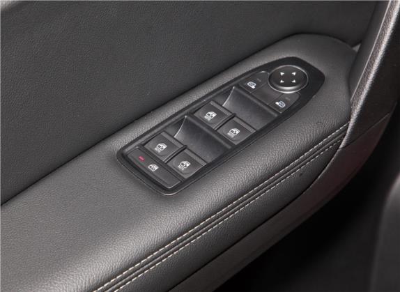 科雷缤 2019款 TCe270 自动劲擎型 车厢座椅   门窗控制