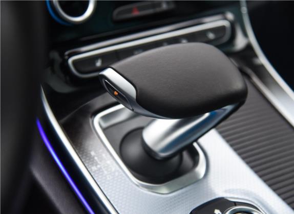 Espace 2018款 TCe 300 雅颂巴黎版 中控类   挡把