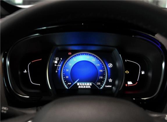 Espace 2018款 TCe 300 旷逸版 中控类   仪表盘