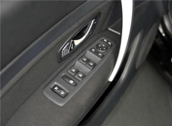 纬度 2015款 2.0L CVT时尚版 车厢座椅   门窗控制
