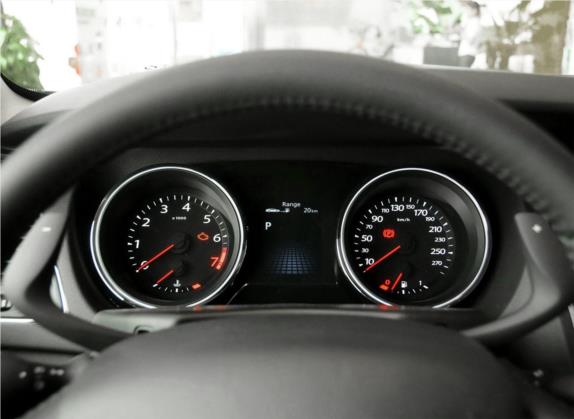 塔利斯曼 2013款 2.5L 豪华版 中控类   仪表盘