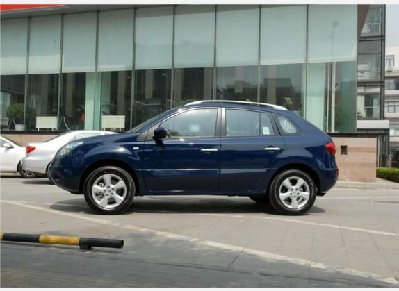 科雷傲(进口) 2009款 2.5L 四驱豪华型 外观   正侧