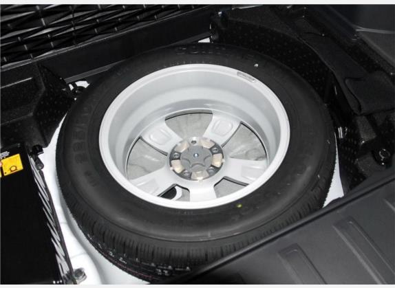 科雷傲(进口) 2010款 2.5L 四驱舒适型 其他细节类   备胎