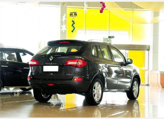 科雷傲(进口) 2010款 2.5L 两驱时尚型 外观   斜后
