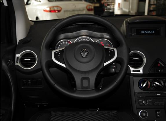 科雷傲(进口) 2014款 2.0L 两驱标准版 中控类   驾驶位