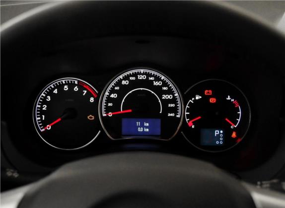 科雷傲(进口) 2014款 2.0L 两驱标准版 中控类   仪表盘