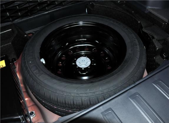 科雷傲(进口) 2014款 2.5L 四驱舒适版 其他细节类   备胎