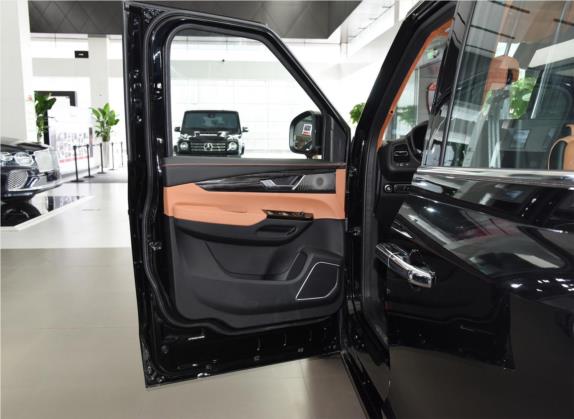 Lorinser LX 2021款 七座版 车厢座椅   前门板