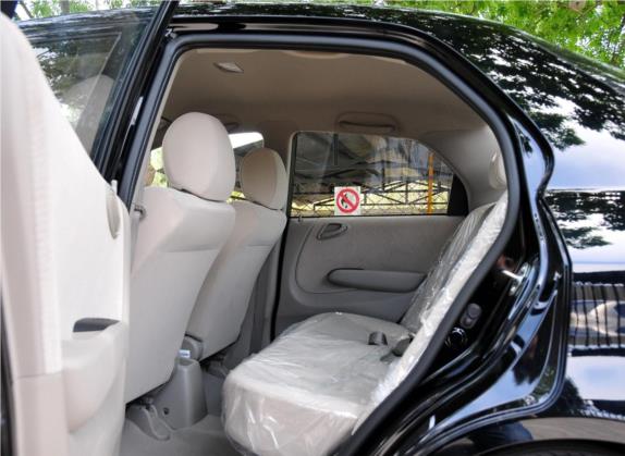 理念S1 2011款 1.3L 手动舒适版 车厢座椅   后排空间