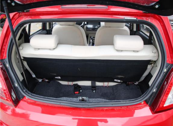雷丁i3 2019款 经济版-K 车厢座椅   后备厢