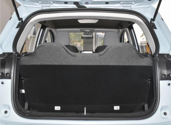 雷丁芒果 2022款 200标准版 车厢座椅   后备厢