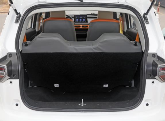 雷丁芒果 2022款 200人气版 车厢座椅   后备厢