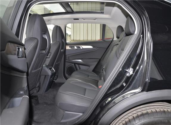 领克01 2019款 2.0T 两驱型Pro版 国V 车厢座椅   后排空间