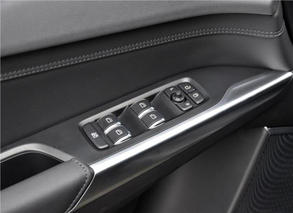 领克01 2019款 2.0T 两驱纯版 国VI 车厢座椅   门窗控制