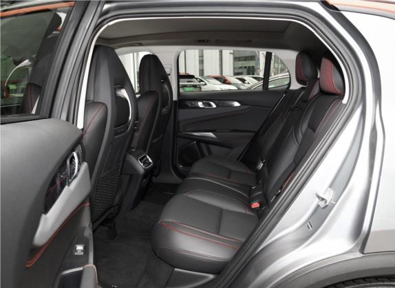 领克01 2019款 2.0T 两驱耀Pro版 国VI 车厢座椅   后排空间