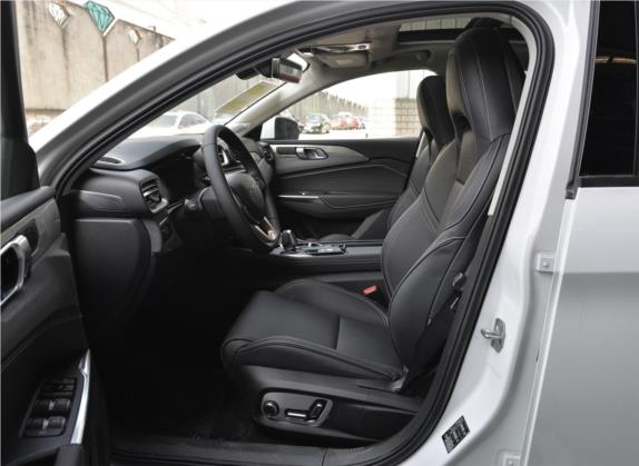 领克03 2019款 1.5TD DCT型Pro版 国VI 车厢座椅   前排空间