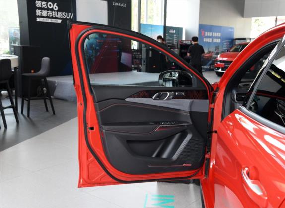 领克03 2020款 2.0TD 自动劲Pro版 车厢座椅   前门板