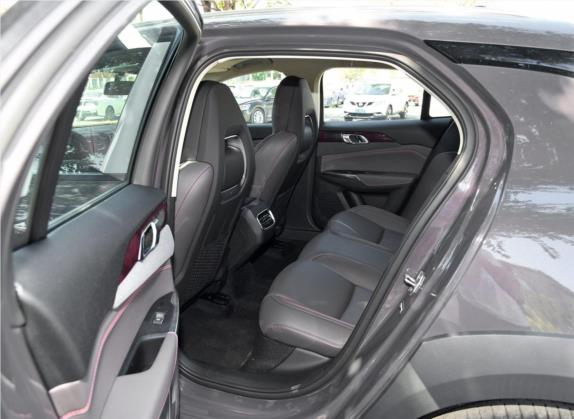 领克02 2019款 高能版 2.0T 自动两驱耀版 国VI 车厢座椅   后排空间