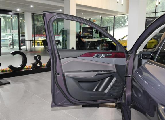 领克02 2020款 高能版 2.0T 自动两驱耀Pro版 车厢座椅   前门板