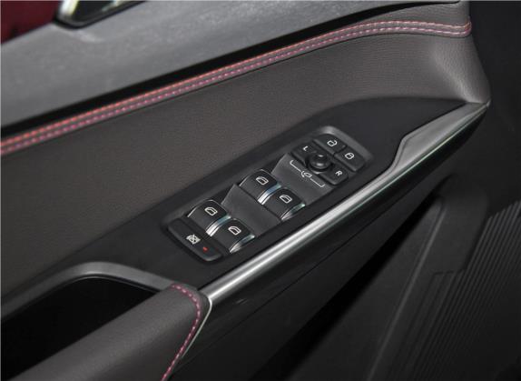领克02 2020款 高能版 2.0T 自动两驱耀Pro版 车厢座椅   门窗控制