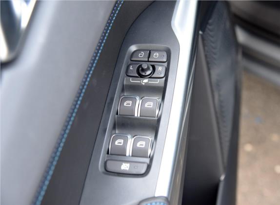 领克01新能源 2018款 1.5T PHEV 劲Pro 国V 车厢座椅   门窗控制