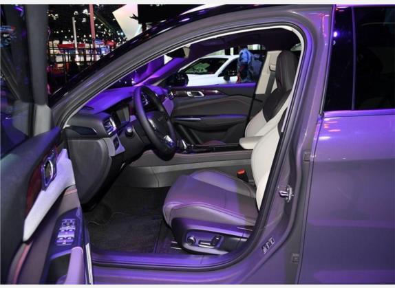 领克02新能源 2019款 1.5T PHEV Pro 车厢座椅   前排空间