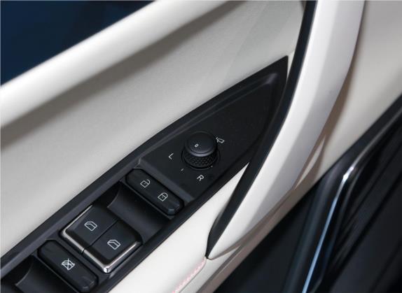 领克06 2020款 1.5T 科技先锋版 车厢座椅   门窗控制
