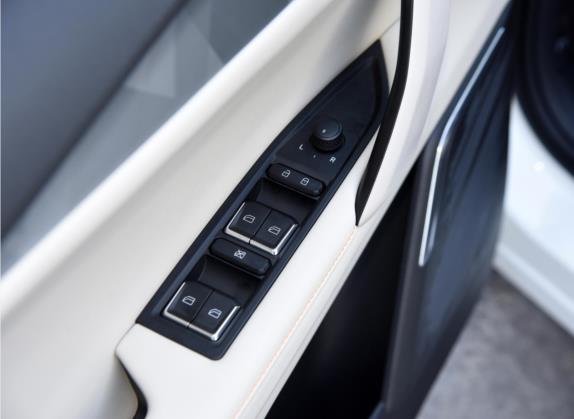 领克06 2023款 Remix 1.5T 型Plus 车厢座椅   门窗控制