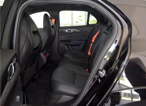 领克02 Hatchback 2021款 2.0TD Halo 驾控套件版 车厢座椅   后排空间