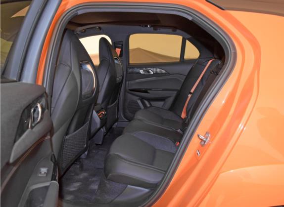 领克02 Hatchback 2021款 2.0TD Halo 车厢座椅   后排空间