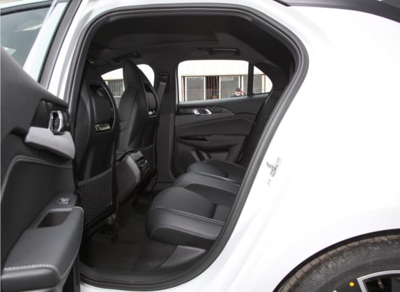 领克02 Hatchback 2022款 2.0TD Plus 车厢座椅   后排空间