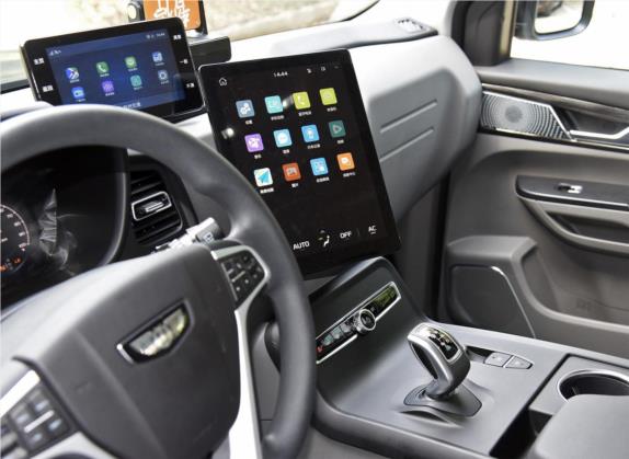 LEVC TX 2023款 TX5 纯电出行版 中控类   中控台