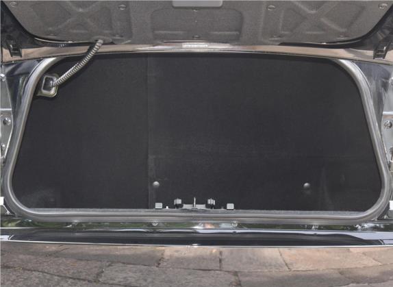 LEVC TX 2023款 TX5 纯电出行版 车厢座椅   后备厢